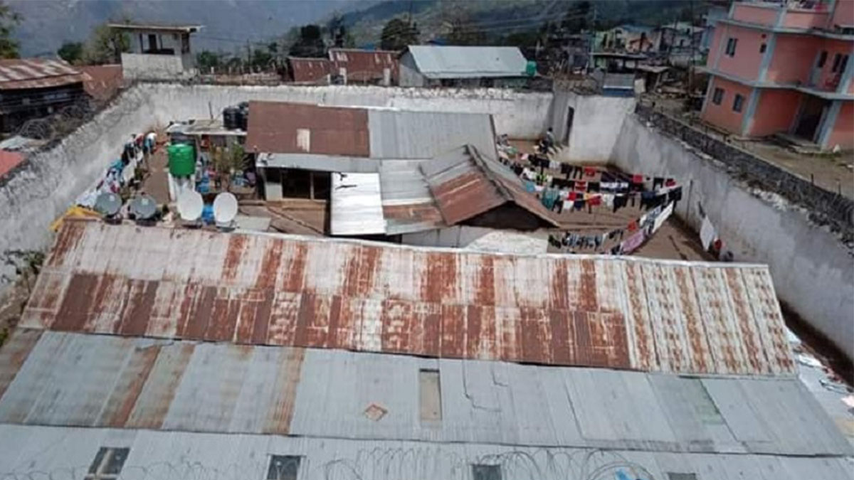 ताप्लेजुङ कारागारमा क्षमताभन्दा छ गुना बढी कैदीबन्दी